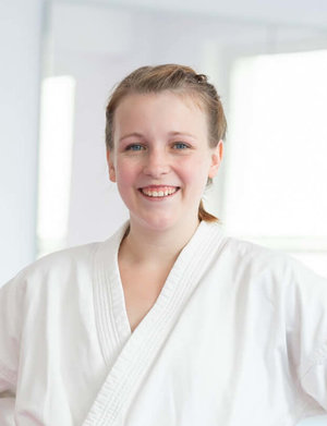Theresa Bock: C-Lizenztrainer Karate | Yamakawa-Do